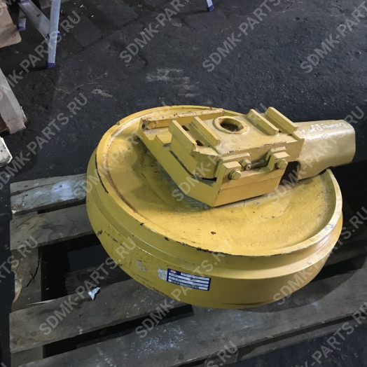 Колесо направляющее KOMATSU D85A-21 154-30-00770
